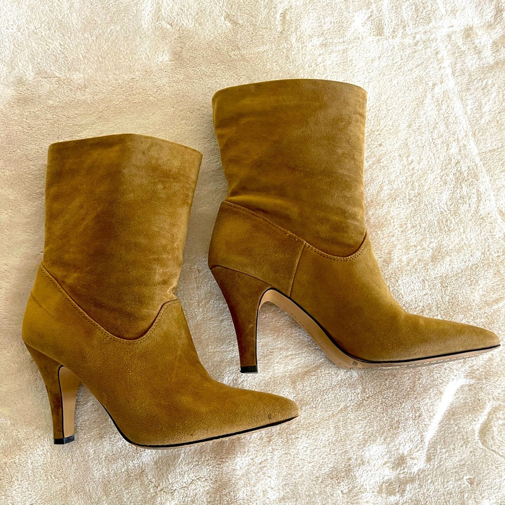 Vince Camuto suede boot. Size 8. Mid calf length.